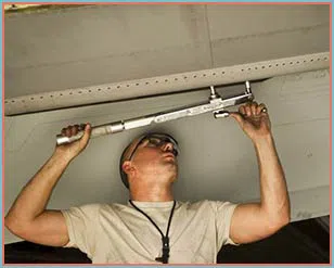 Golden Garage Door Service Vancouver, WA 360-750-5794 - 10-install-cont